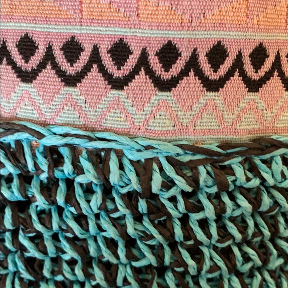 Beachy Drawstring Backpack - Picture 5 of 7